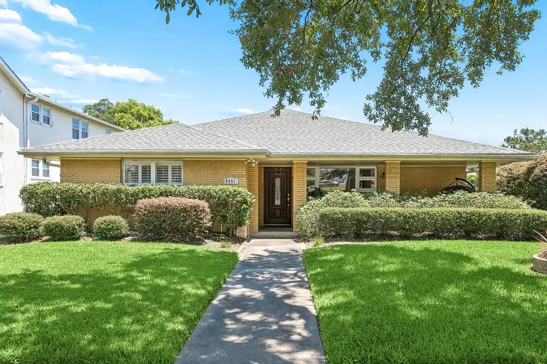 5451 Canal Boulevard property photo