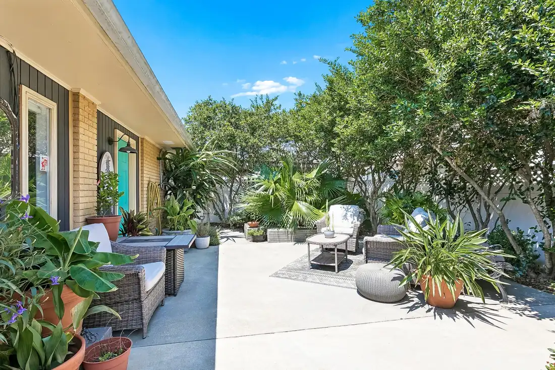 5451 Canal Boulevard property photo